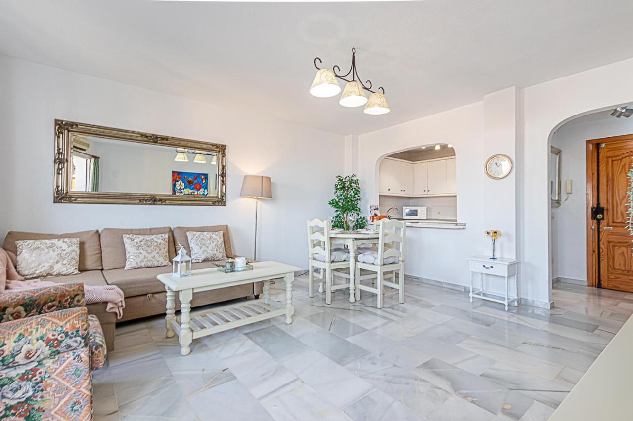 797 Holiday Rentals - Amplio Piso Para 4 En El Centro De Arroyo De La Miel Benalmádena Buitenkant foto
