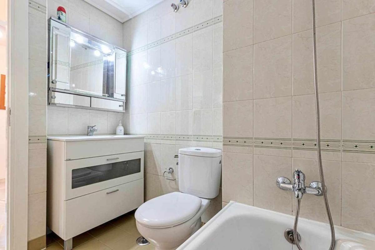 797 Holiday Rentals - Amplio Piso Para 4 En El Centro De Arroyo De La Miel Benalmádena Buitenkant foto